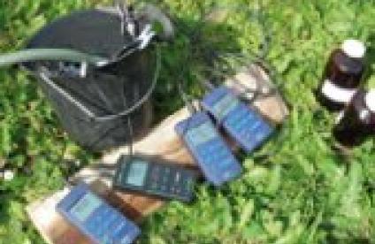 Appareils d'analyse physique de l'eau