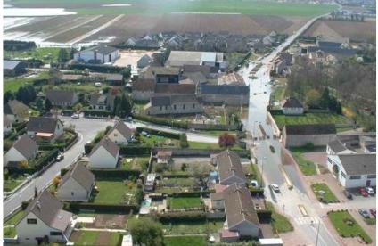 Plaine de Caen (Calvados) : Giberville en Avril 2001 (© DREAL Basse-Normandie)