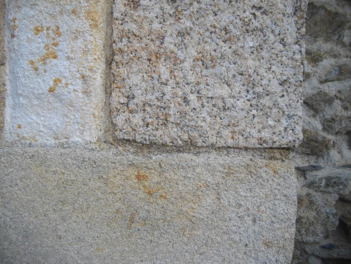 Différence de granularité entre 2 granites