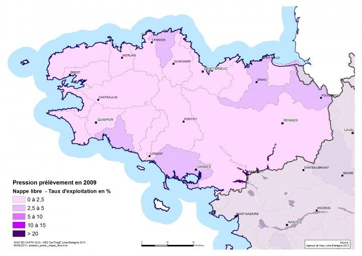 Pression des prélèvements annuels déclarés à l’Agence de l’eau Loire-Bretagne sur les nappes libres en 2009