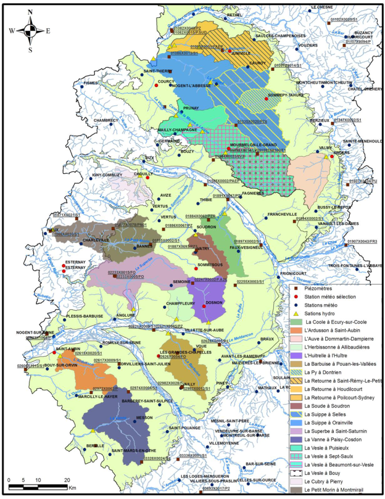 Localisation des bassins versants jaugés et des stations de mesure utilisés dans l’étude (D’après Stollsteiner et al., 2013)