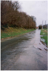 Inondations dues aux remontées de nappes et conséquences observées à Valdampierre le 9 mars 2001 