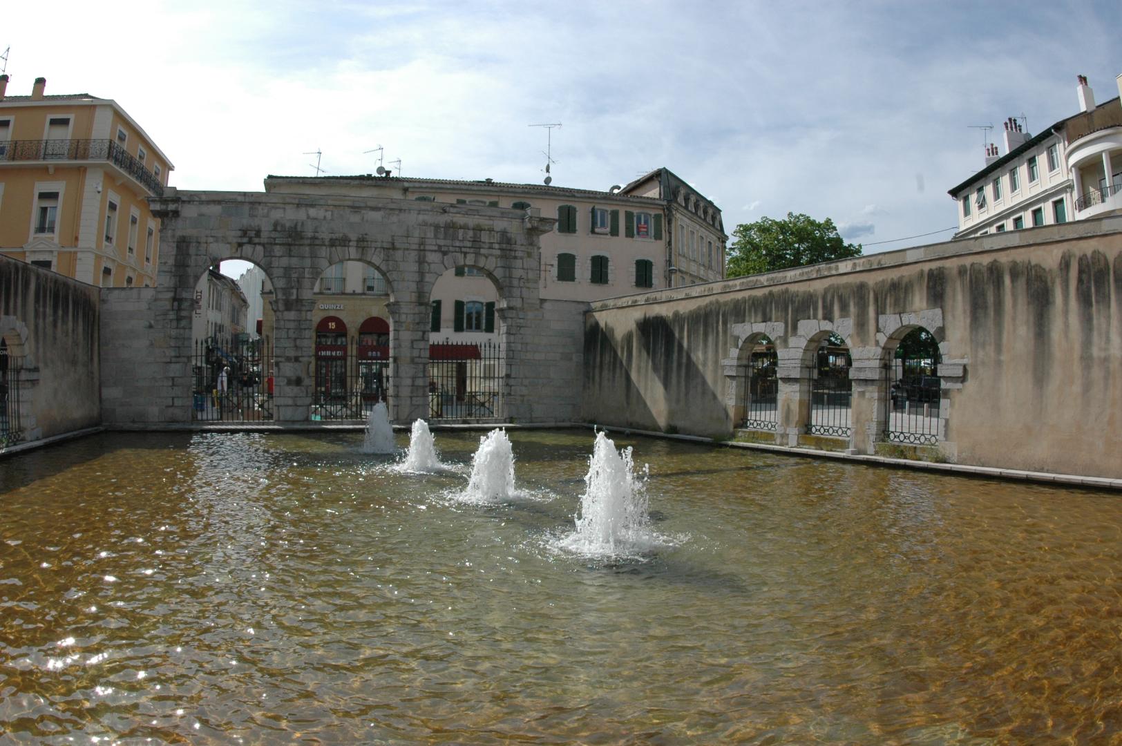 Figure 2 - Fontaine chaude ou source de la Nèhe - Dax