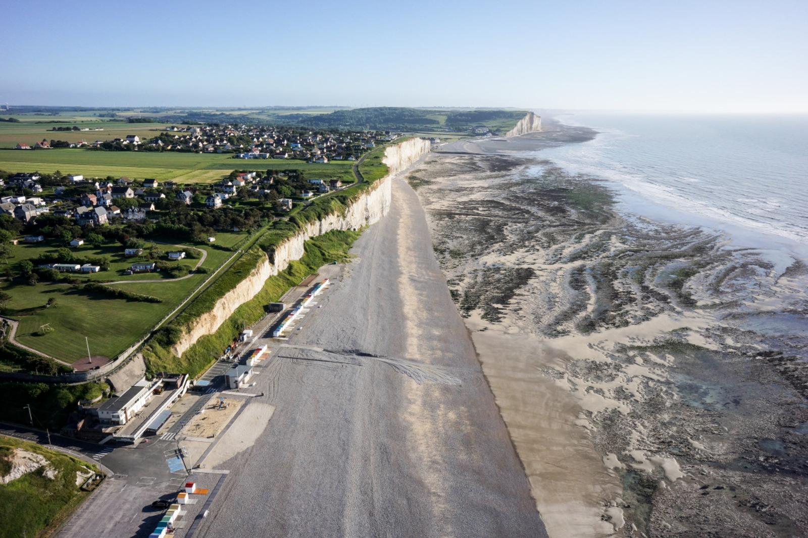 Falaises de Mesnil Val et Criel-sur-Mer, Seine Maritime, vues par drone